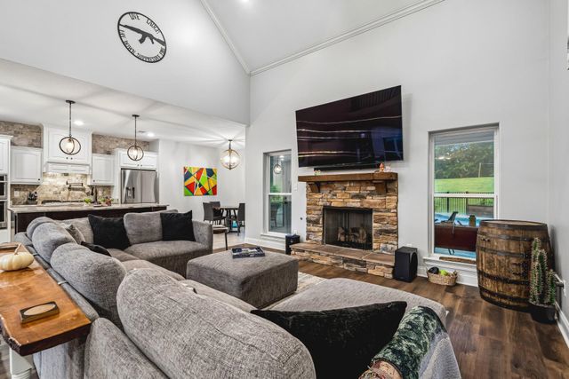 233 FAITH RD, Millington, TN 38053