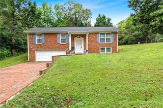 3890 Whitehaven Road, Winston-salem, NC 27106
