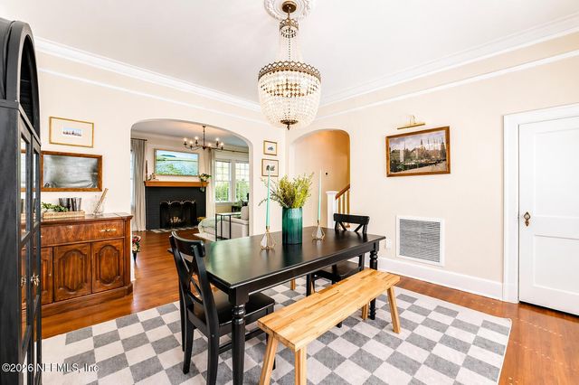 53 W 10TH Street, Jacksonville, FL 32206