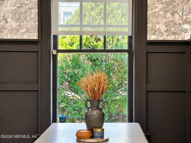 53 W 10TH Street, Jacksonville, FL 32206