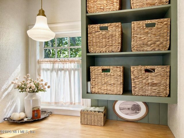 53 W 10TH Street, Jacksonville, FL 32206