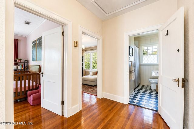 53 W 10TH Street, Jacksonville, FL 32206