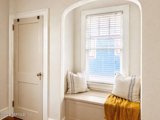 53 W 10TH Street, Jacksonville, FL 32206