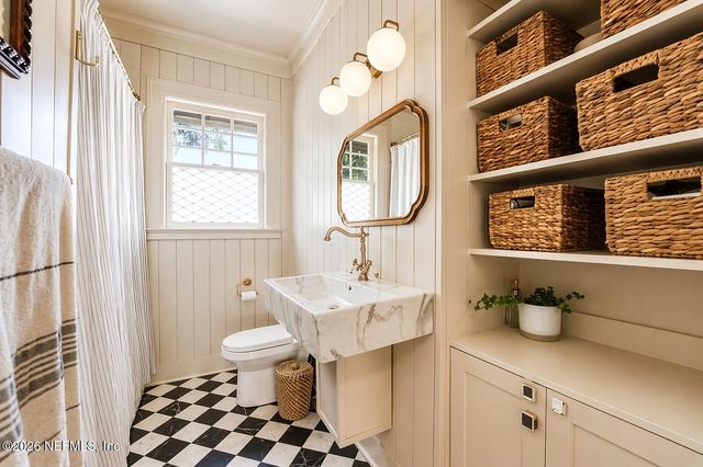 53 W 10TH Street, Jacksonville, FL 32206