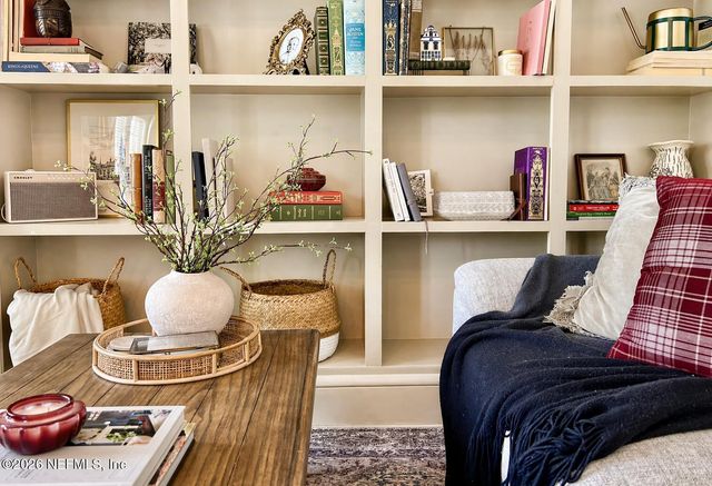 53 W 10TH Street, Jacksonville, FL 32206