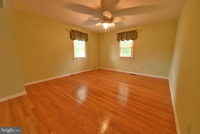 901 QUINTON ST, Roebling, NJ 08554
