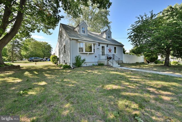 901 QUINTON ST, Roebling, NJ 08554