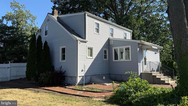 901 QUINTON ST, Roebling, NJ 08554