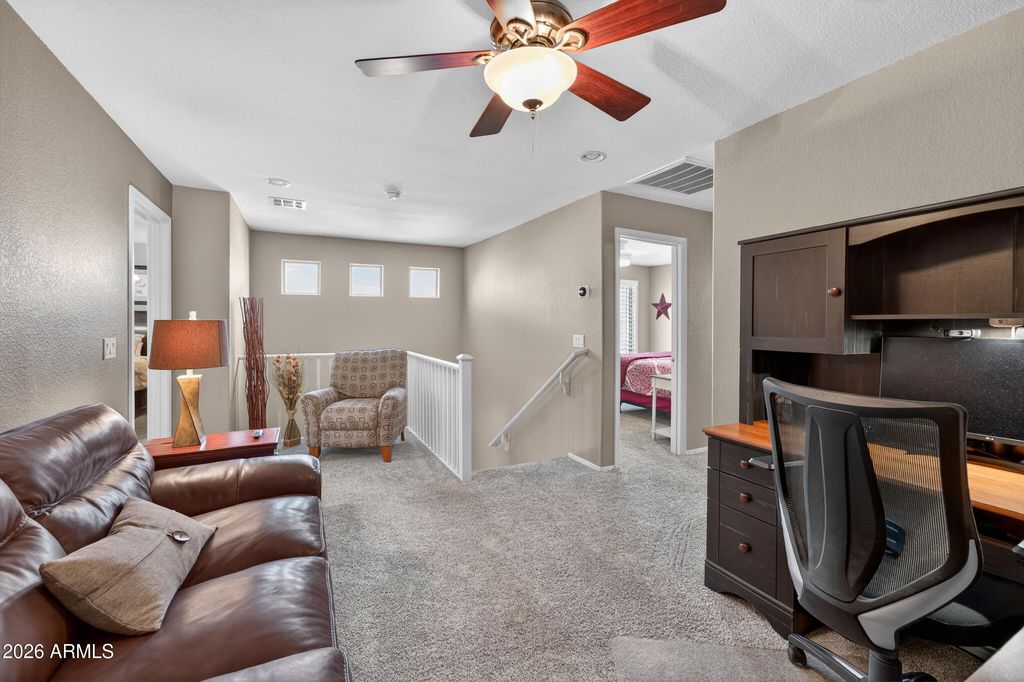 Image 17 of property listing at 1060 E Redwood Drive, Chandler, AZ 85286