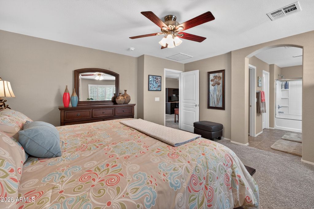 Image 20 of property listing at 1060 E Redwood Drive, Chandler, AZ 85286