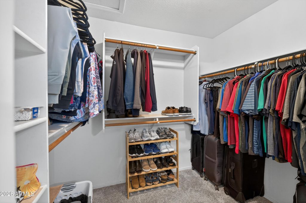 Image 24 of property listing at 1060 E Redwood Drive, Chandler, AZ 85286