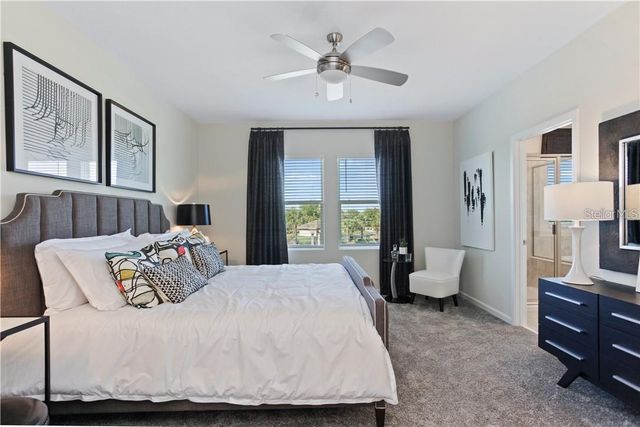 10076 RED EAGLE DRIVE, Orlando, FL 32825