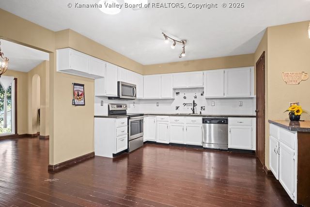 5308 Morning Dove Lane, Charleston, WV 25313