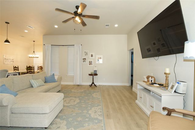 528 Mustang, Pilot Point, TX 76258