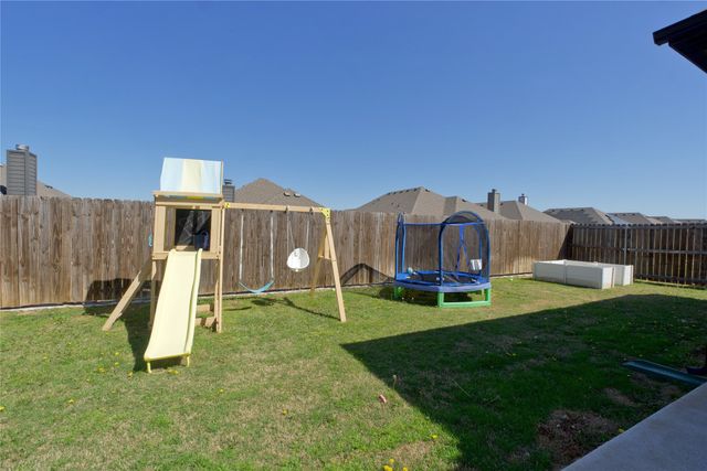 528 Mustang, Pilot Point, TX 76258