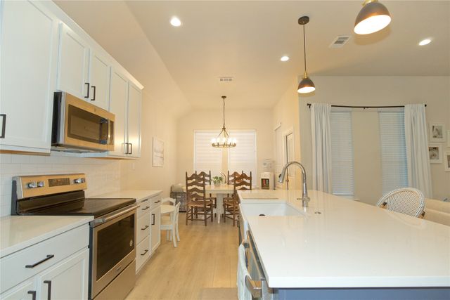 528 Mustang, Pilot Point, TX 76258