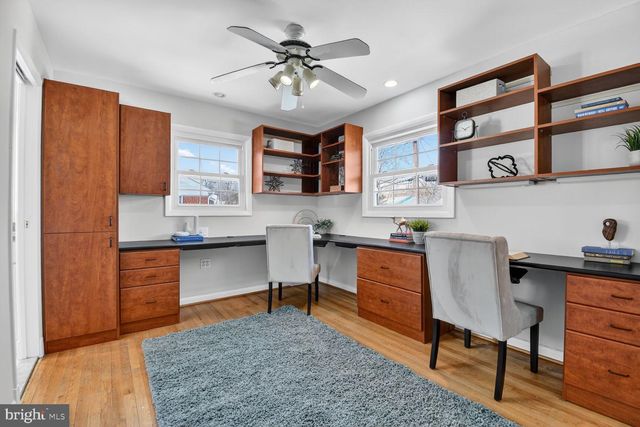 6514 WINNEPEG RD, Bethesda, MD 20817