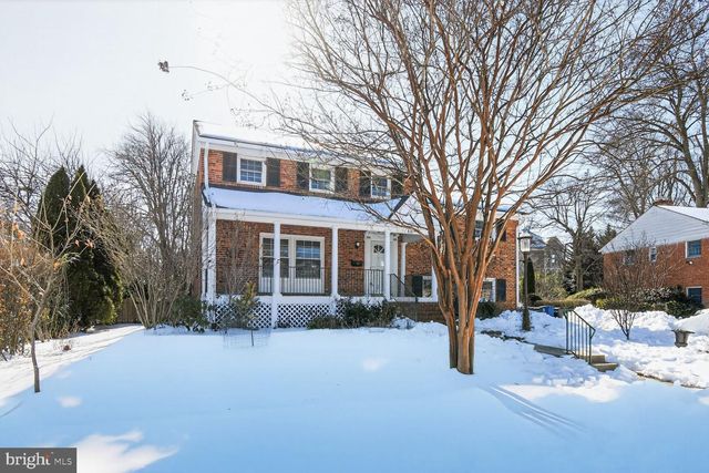 6514 WINNEPEG RD, Bethesda, MD 20817