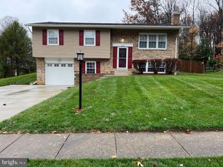 5002 DEQUINCEY DR, Fairfax, VA 22032