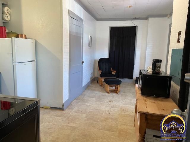 1700 SW Buchanan ST, Topeka, KS 66611