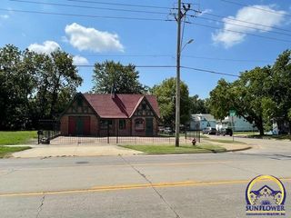 1700 SW Buchanan ST, Topeka, KS 66611