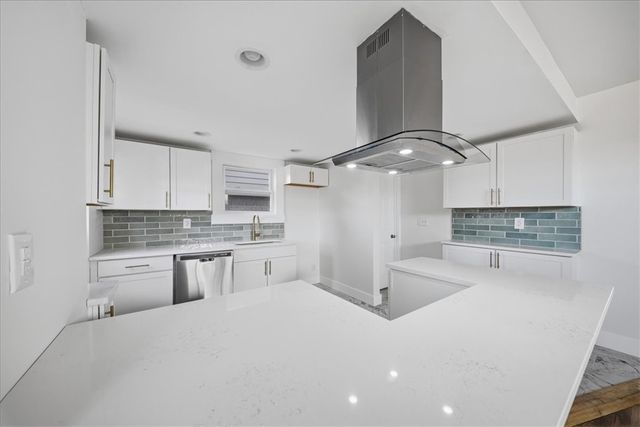 1044 Biltmore Ave, Dormont, PA 15216