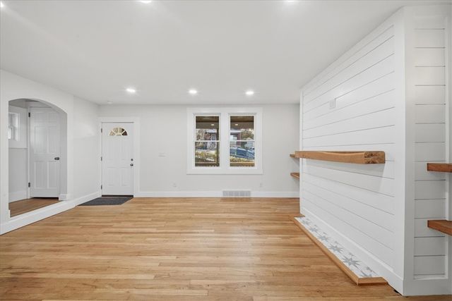 1044 Biltmore Ave, Dormont, PA 15216