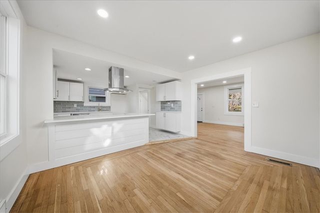 1044 Biltmore Ave, Dormont, PA 15216