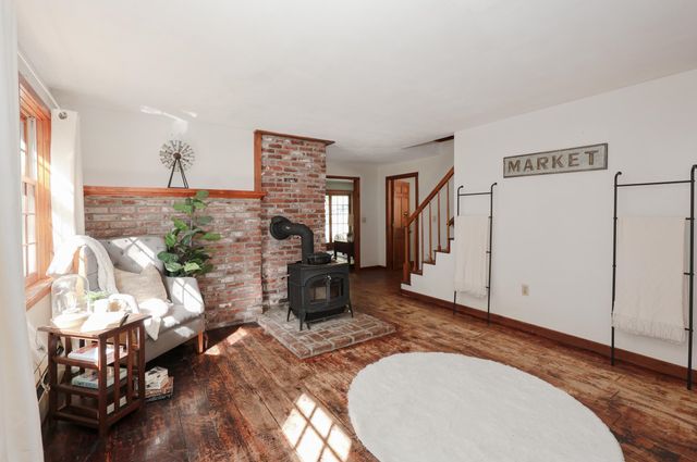 127 Old Revolutionary Road, Temple, NH 03084