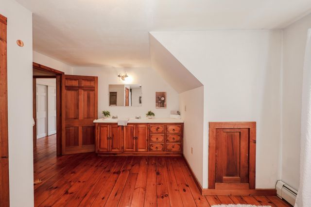 127 Old Revolutionary Road, Temple, NH 03084