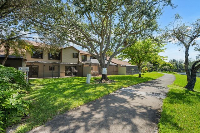 22505 Thousand Pines Lane, Boca Raton, FL 33428