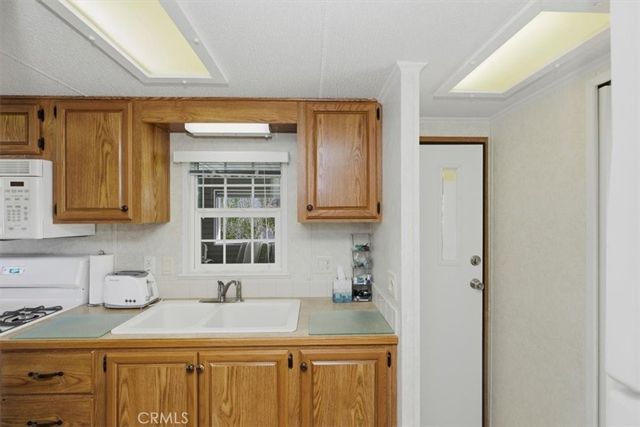 16400 Bubbling Wells 268, Desert Hot Springs, CA 92240