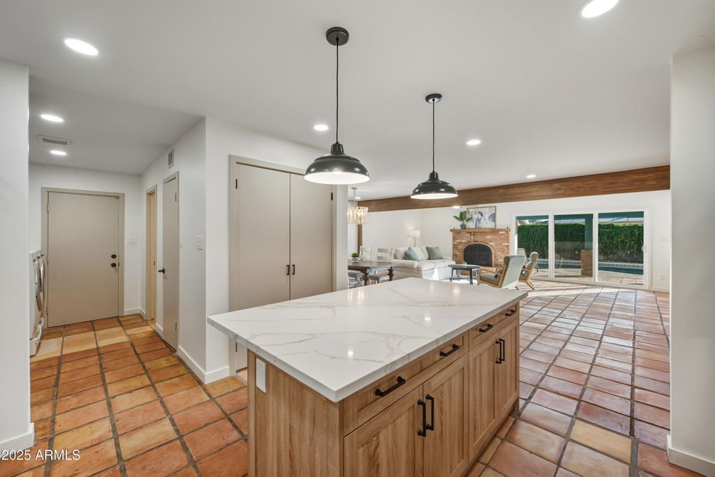 537 N Jay Street, Chandler, AZ 85225