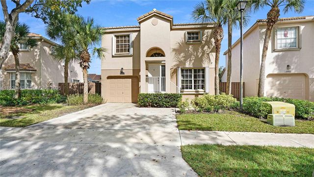 10717 NW 12th Mnr, Plantation, FL 33322