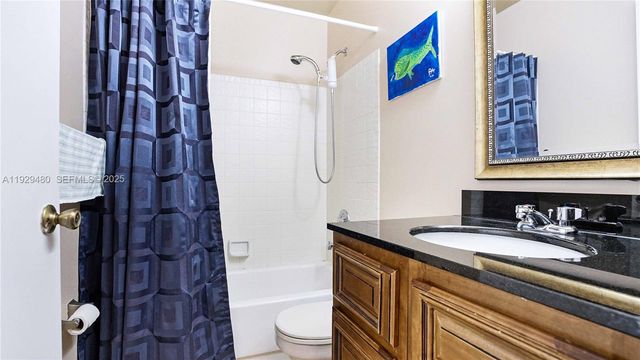 10717 NW 12th Mnr, Plantation, FL 33322