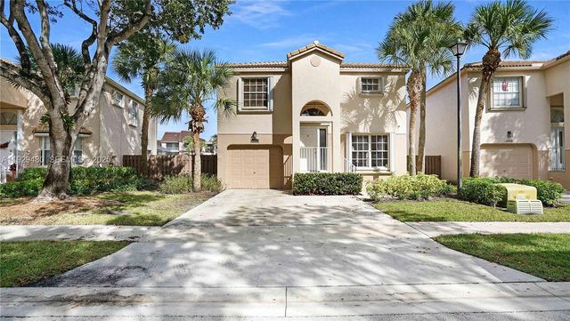 10717 NW 12th Mnr, Plantation, FL 33322