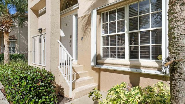 10717 NW 12th Mnr, Plantation, FL 33322