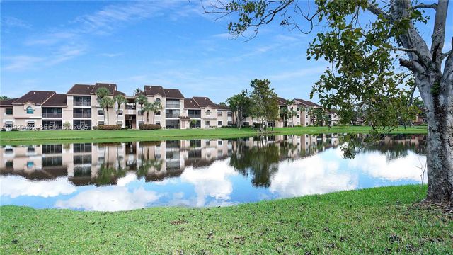 10717 NW 12th Mnr, Plantation, FL 33322