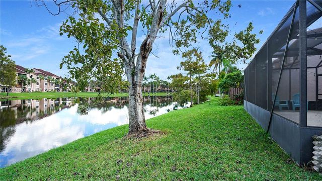 10717 NW 12th Mnr, Plantation, FL 33322