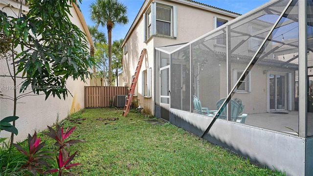 10717 NW 12th Mnr, Plantation, FL 33322