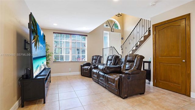 10717 NW 12th Mnr, Plantation, FL 33322