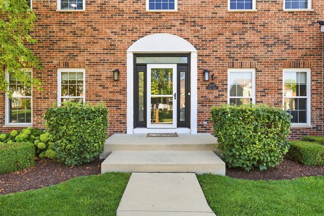 4527 Hatch Lane, Lisle, IL 60532