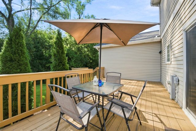 4527 Hatch Lane, Lisle, IL 60532