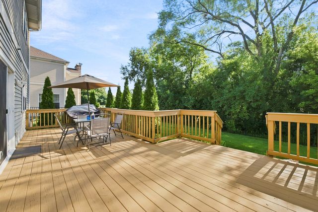 4527 Hatch Lane, Lisle, IL 60532