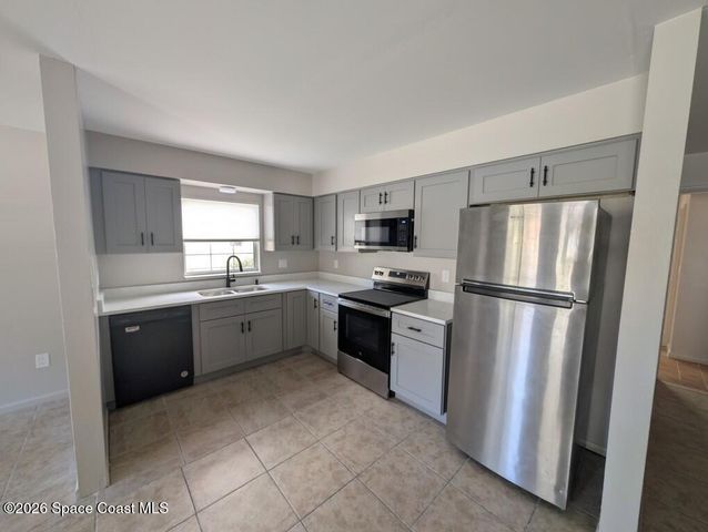 142 E Towne Place, Titusville, FL 32796