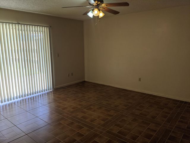 142 E Towne Place, Titusville, FL 32796