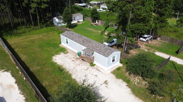 74 County Road 5023, Cleveland, TX 77327
