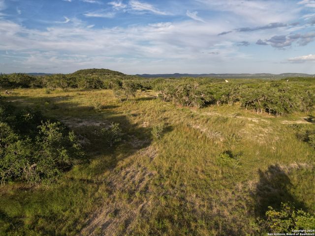 463 Bruin Creek Rd, Bandera, TX 78003