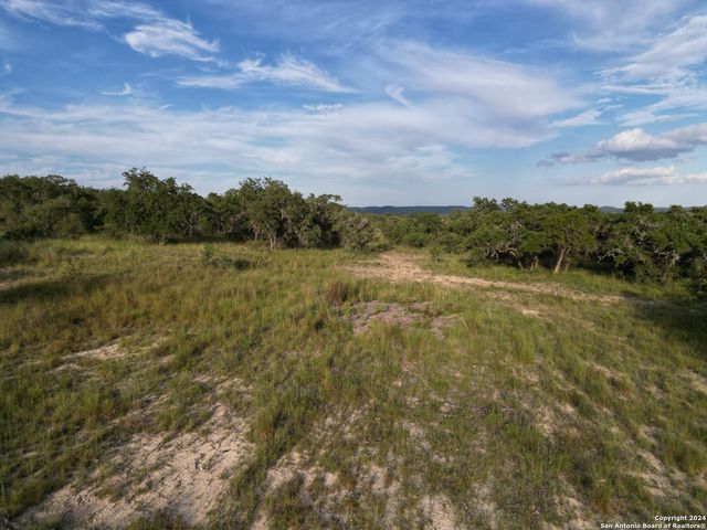 463 Bruin Creek Rd, Bandera, TX 78003