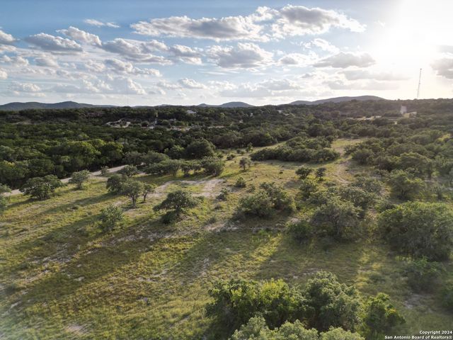463 Bruin Creek Rd, Bandera, TX 78003